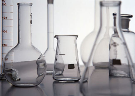 Laboratory glass container, the right assistant to help scientific research